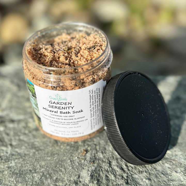 GARDEN SERENITY Mineral Bath Soak, Calming & Restorative Soak for a Peaceful Spa Escape 8 oz