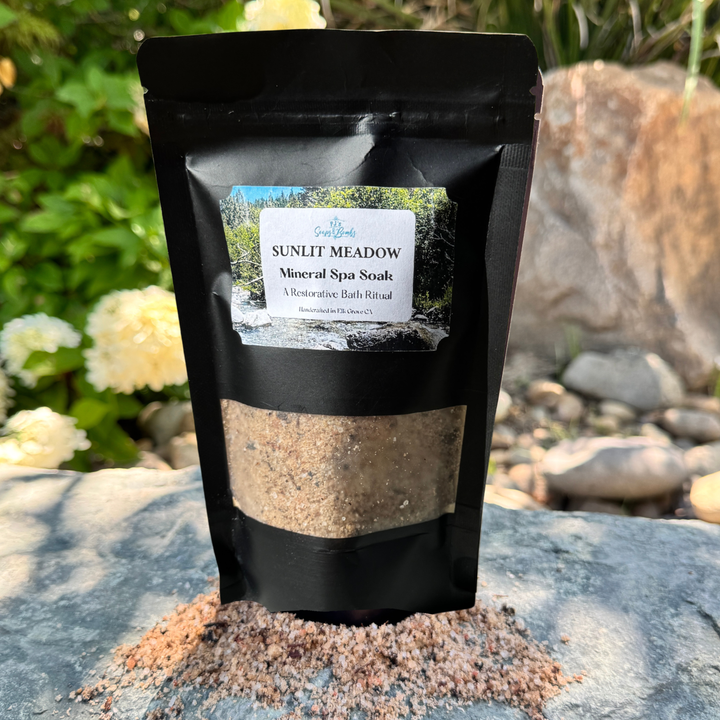 SUNLIT MEADOW Mineral Bath Soak  Bright & Calming Soak for a Refreshing Spa Escape 8 oz