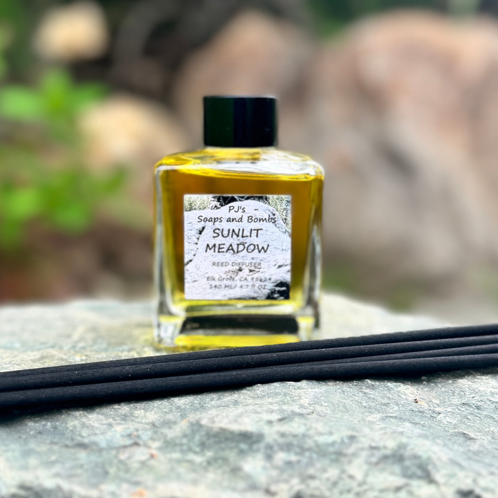 SUNLIT MEADOW Reed Diffuser- Spa-Inspired Botanical Citrus, 4.7 oz