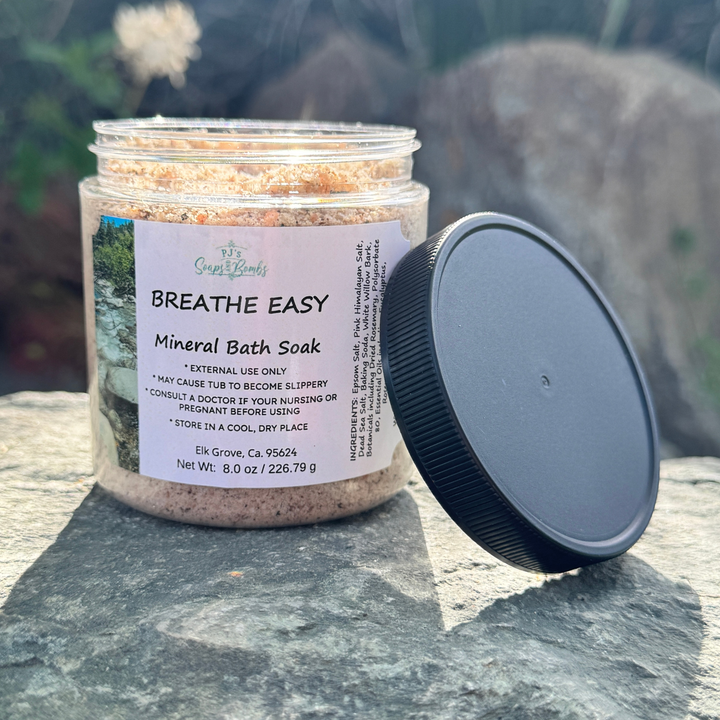 BREATHE EASY Mineral Bath Soak, Refreshing & Tension-Relieving Soak with Eucalyptus, Spearmint & Rosemary 8 oz