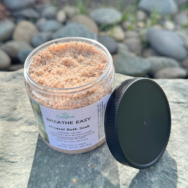 BREATHE EASY Mineral Bath Soak, Refreshing & Tension-Relieving Soak with Eucalyptus, Spearmint & Rosemary 8 oz