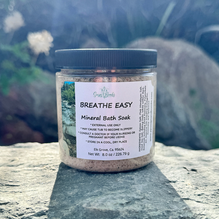 BREATHE EASY Mineral Bath Soak, Refreshing & Tension-Relieving Soak with Eucalyptus, Spearmint & Rosemary 8 oz