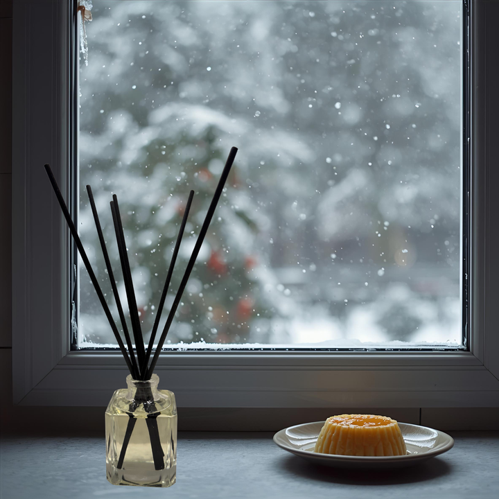 PJ’s Warm Vanille Brûlée Reed Diffuser– Cozy, creamy sweetness that feels like a holiday treat.